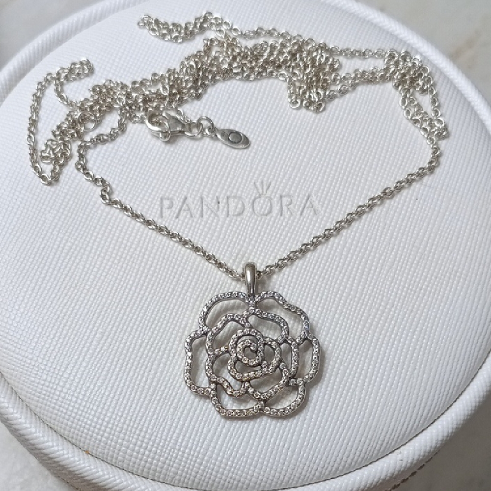 Pandora Vintage Stirling Silver 2017 Shimmering Rose Necklace With Clear CZ